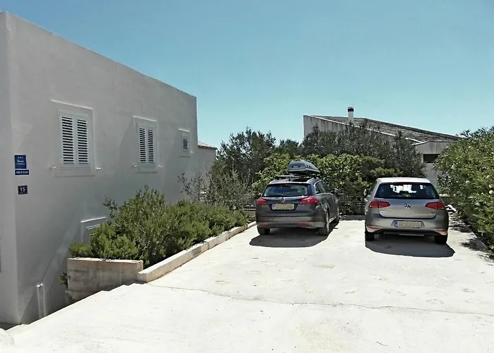 Apartamento Mirja 1 *